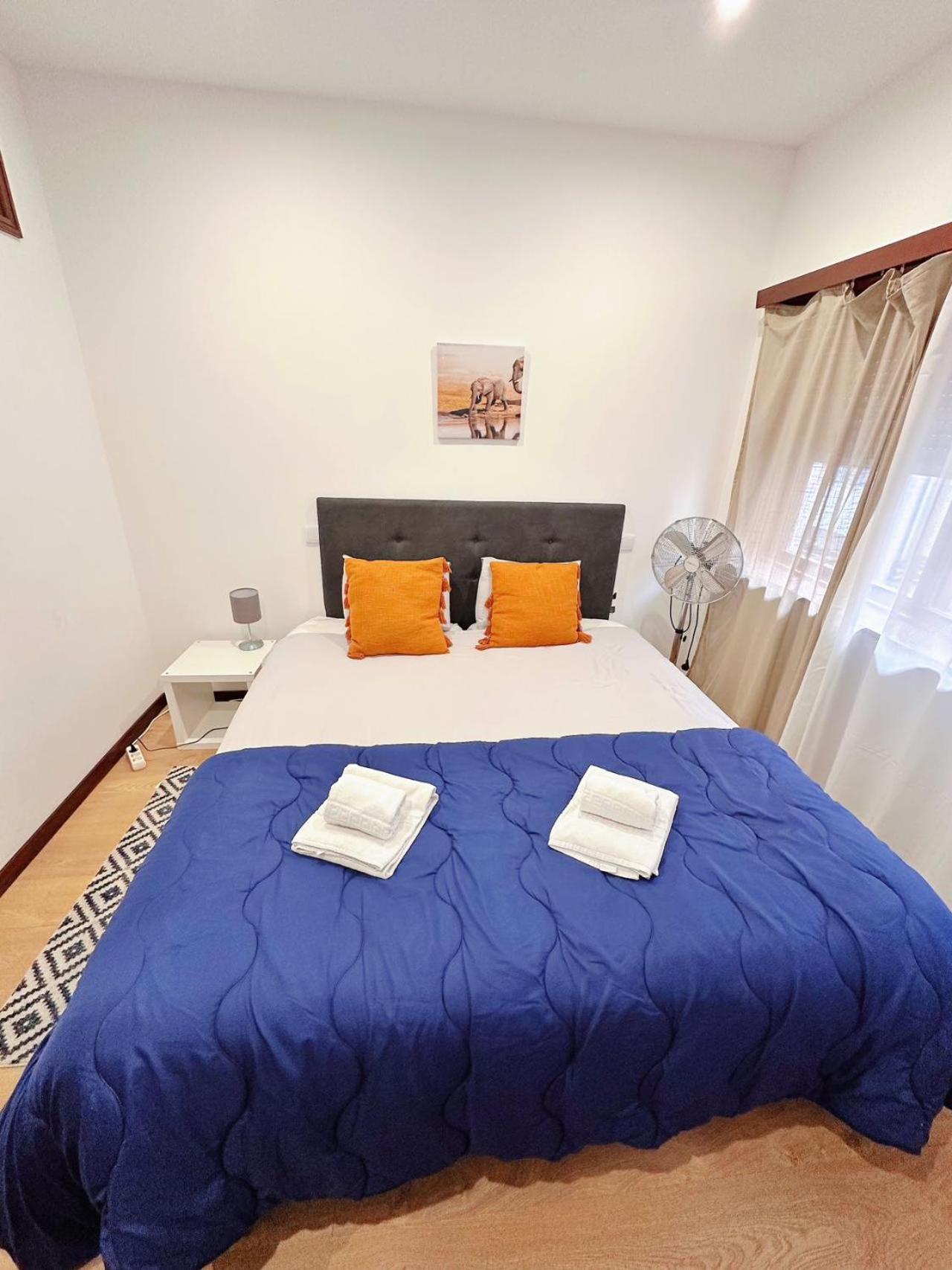 Ferienwohnung Downtown 2 Minutes By Walk To Center And Metro-Direct To Airpot T4 Porto Exterior foto